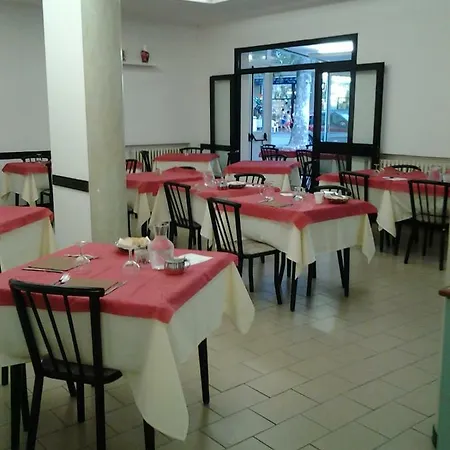 Szálloda Otello Punta Marina