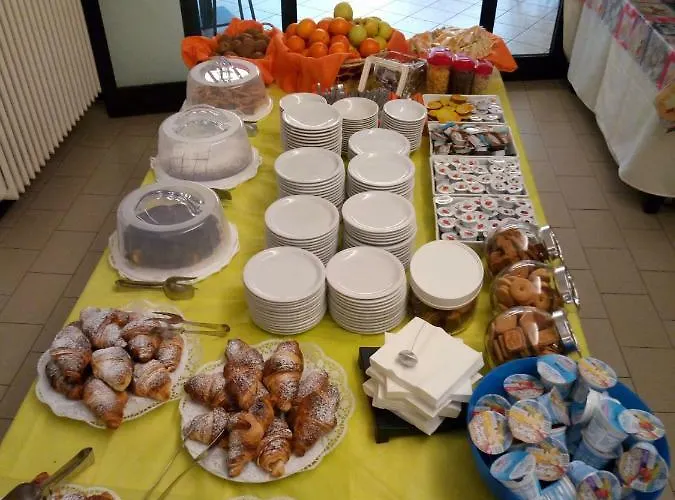 Otello Hotel Punta Marina