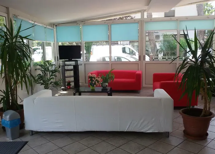 Otello Otel Punta Marina